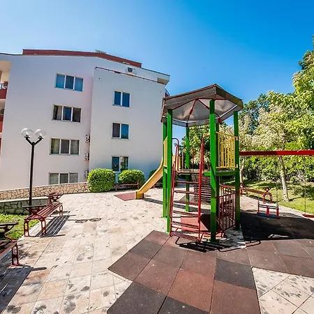 Cozy Апартамент